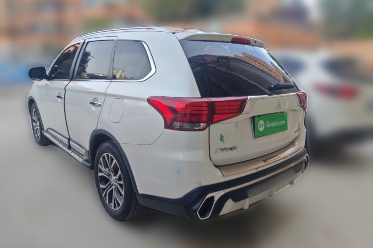 Used Mitsubishi Outlander 2018 2.4L 4x4 Elite Edition 5 Seats Rear Left 45 Deg