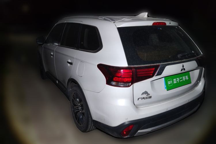 Used Mitsubishi Outlander 2018 2.4L 4x4 Elite Edition 5 Seats Rear Left 45 Deg