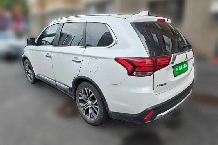Used Mitsubishi Outlander 2018 2.4L 4x4 Elite Edition 5 Seats Rear Left 45 Deg