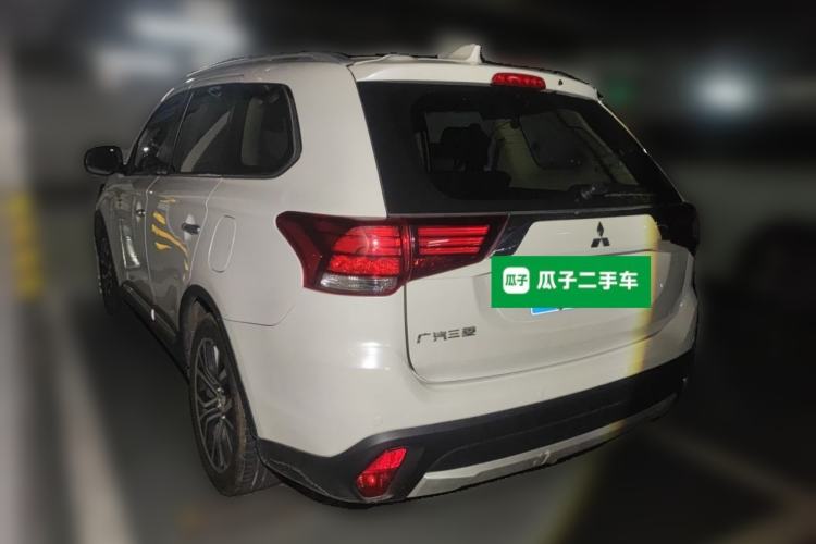 Used Mitsubishi Outlander 2018 2.4L 4x4 Elite Edition 5 Seats Rear Left 45 Deg