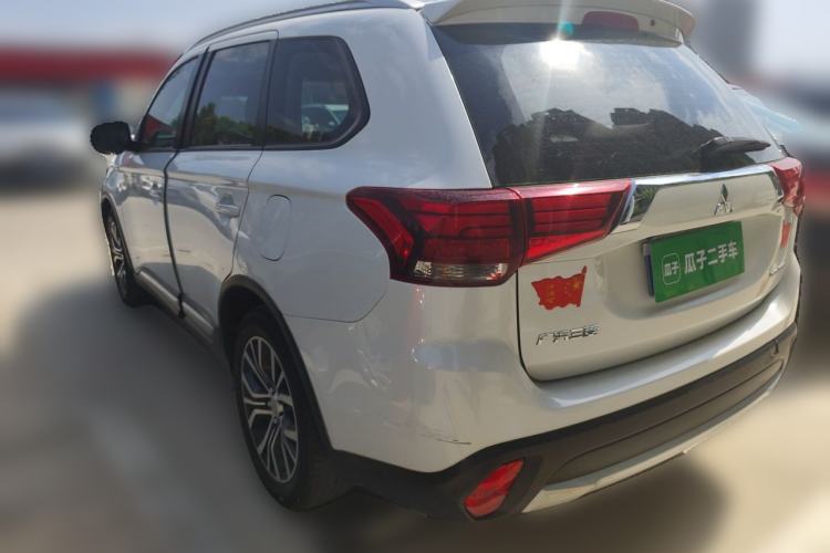 Used Mitsubishi Outlander 2018 2.0L Two-Wheel-Drive Jiale Edition 7-Seater Rear Left 45 Deg
