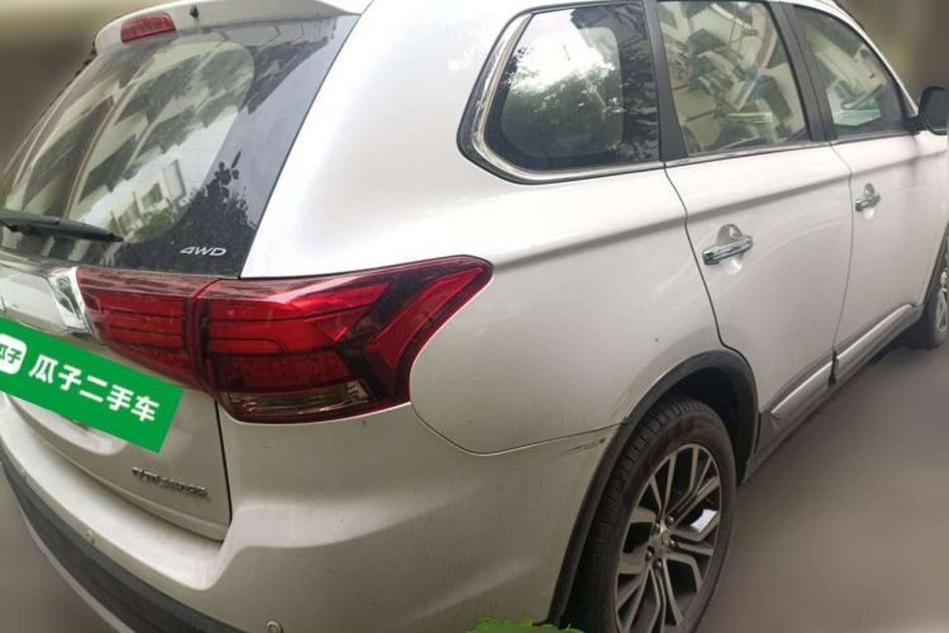 Used Mitsubishi Outlander 2018 2.4L 4x4 Elite Edition 5 Seats Rear Right 45 Deg