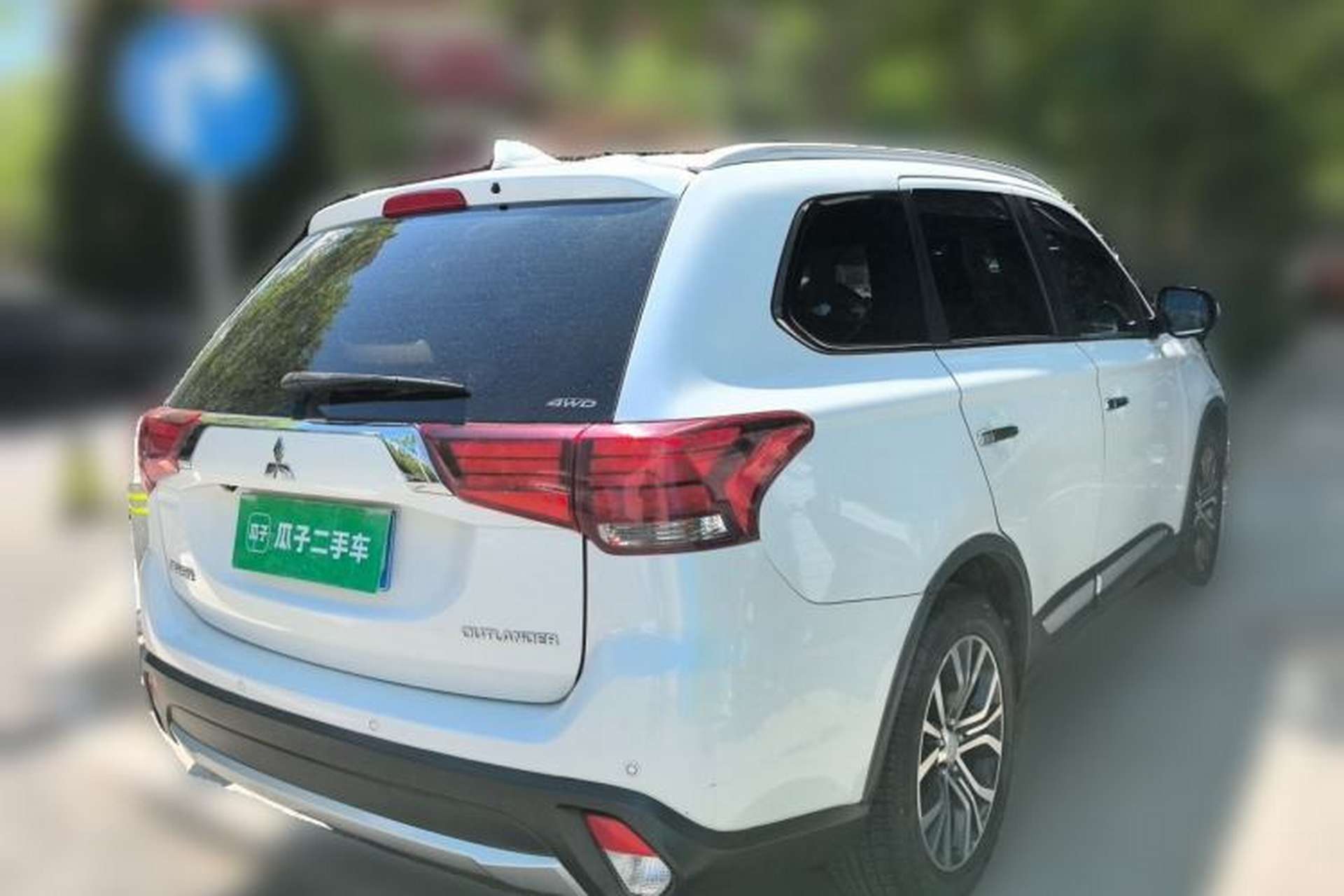 Used Mitsubishi Outlander 2018 2.4L 4x4 Elite Edition 5 Seats Rear Right 45 Deg