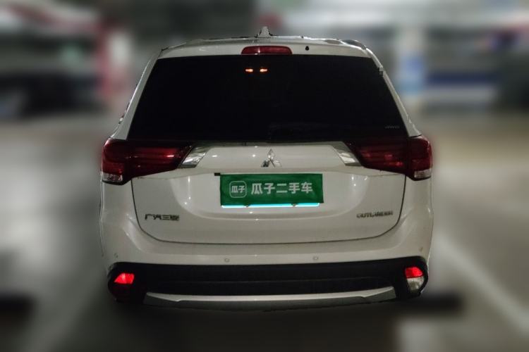 Used Mitsubishi Outlander 2018 2.4L 4x4 Elite Edition 5 Seats Rear