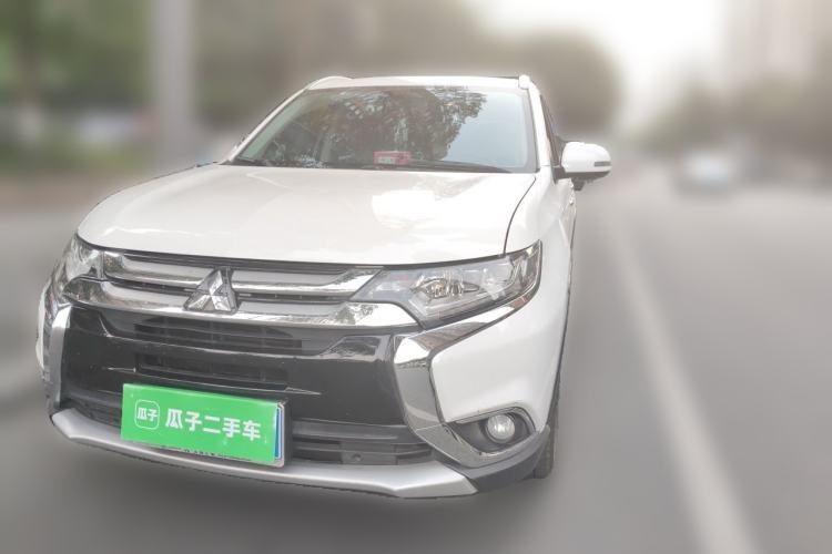 Used Mitsubishi Outlander 2018 2.4L 4x4 Elite Edition 5 Seats Guazi used car, China used car export, Used car for sale, Used  cars, Cheapest cars for sale