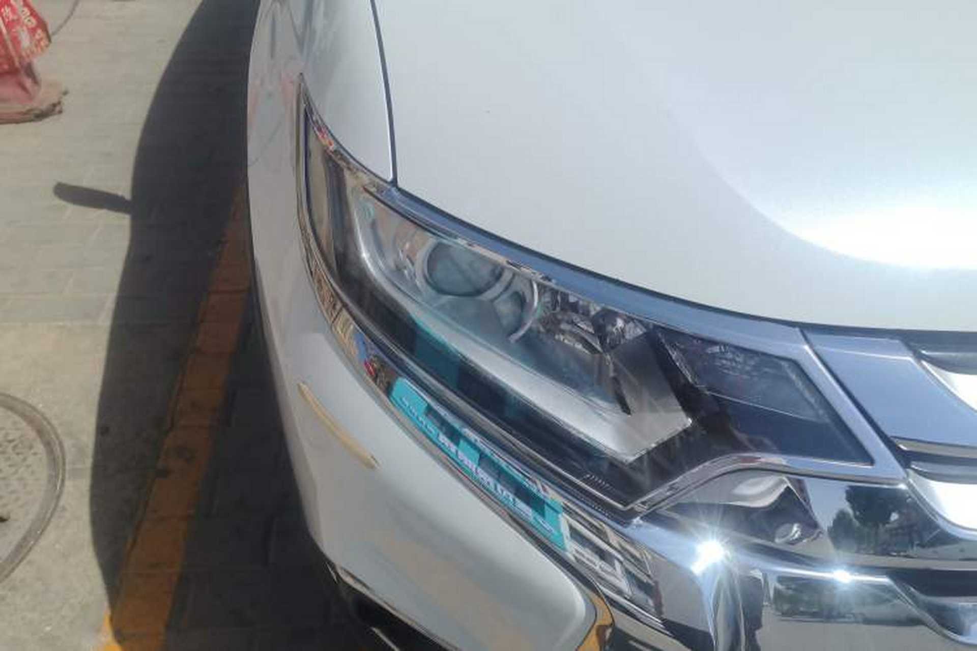Used Mitsubishi Outlander 2018 2.0L Two-Wheel-Drive Jiale Edition 7-Seater Right Front Headlight