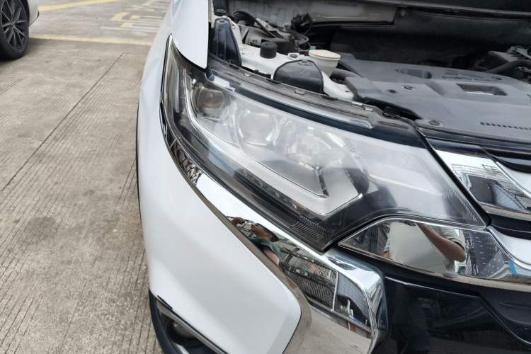 Used Mitsubishi Outlander 2018 2.4L 4x4 Elite Edition 5 Seats Right Front Headlight
