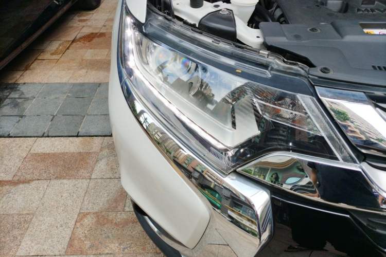 Used Mitsubishi Outlander 2018 2.0L Two-Wheel Drive Glory Edition 5 Seats Right Front Headlight