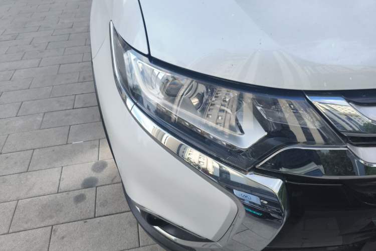 Used Mitsubishi Outlander 2018 2.0L Two-Wheel Drive Glory Edition 5 Seats Right Front Headlight