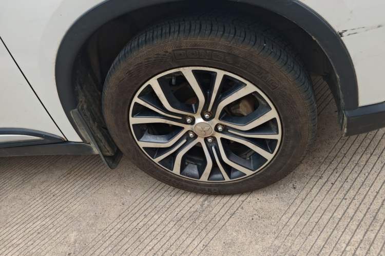 Used Mitsubishi Outlander 2018 2.0L Two-Wheel-Drive Jiale Edition 7-Seater Right Front Wheel Hub