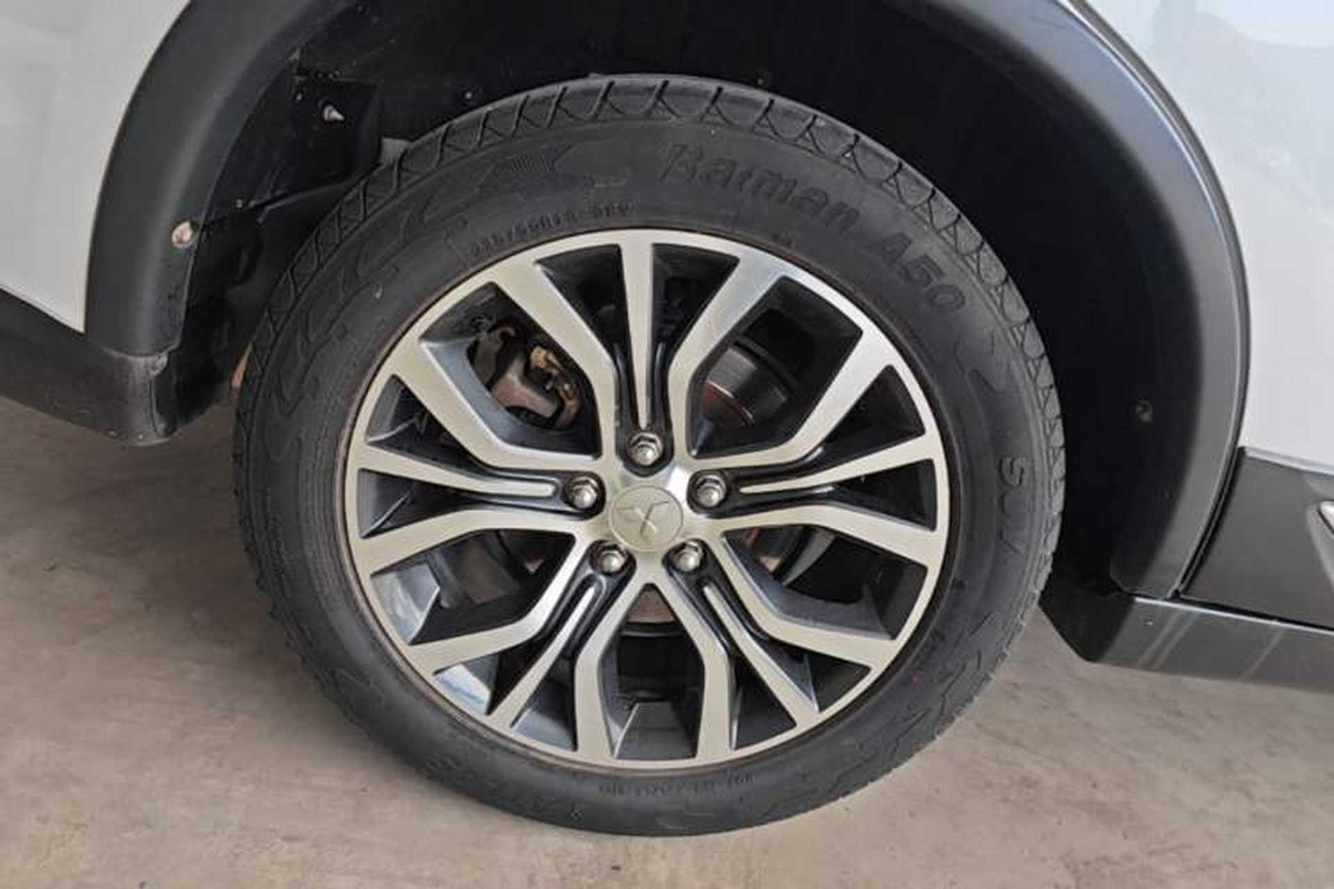 Used Mitsubishi Outlander 2018 2.4L 4x4 Elite Edition 5 Seats Right Rear Wheel Hub