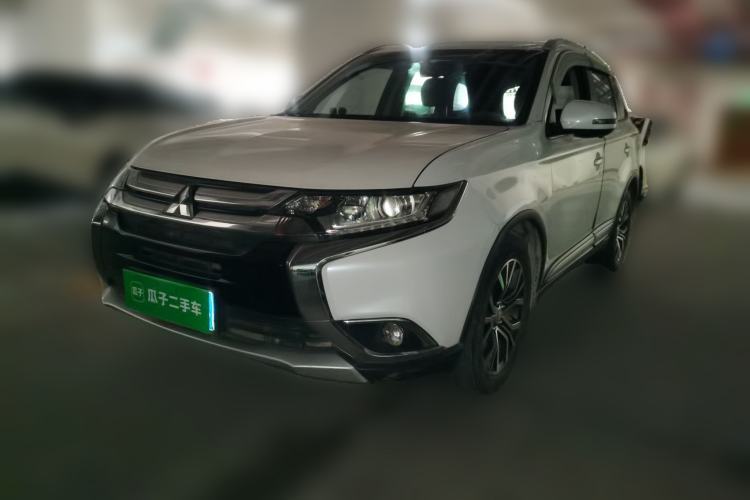 Used Mitsubishi Outlander 2018 2.0L Two-Wheel Drive Glory Edition 5 Seats Guazi used car, China used car export, Used car for sale, Used cars, Cheapest cars for sale