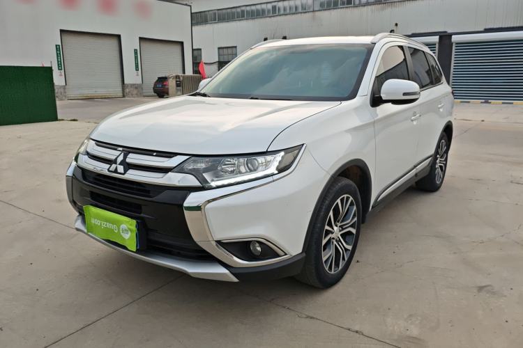 Used Mitsubishi Outlander 2018 2.0L Two-Wheel Drive Glory Edition 5 Seats Guazi used car, China used car export, Used car for sale, Used Mitsubishi cars, Cheapest cars for sale