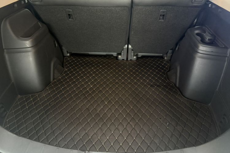 Used Mitsubishi Outlander 2018 2.0L Two-Wheel Drive Glory Edition 5 Seats Trunk
