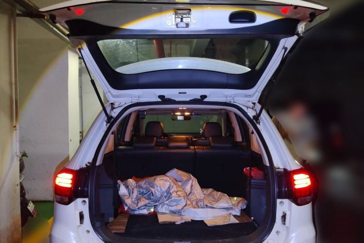 Used Mitsubishi Outlander  Trunk