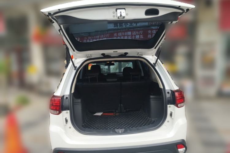 Used Mitsubishi Outlander 2018 2.0L Two-Wheel Drive Glory Edition 5 Seats Trunk