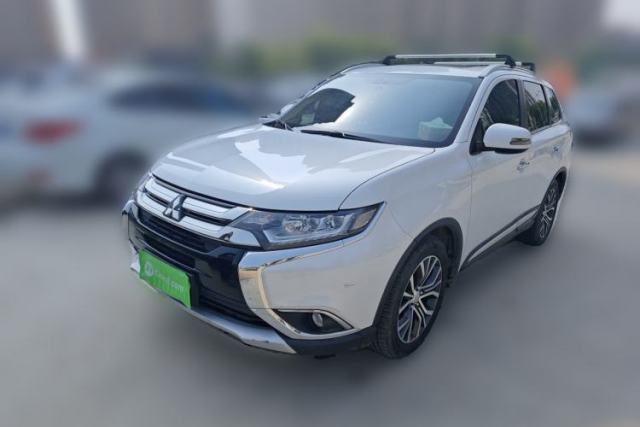 Used Mitsubishi Outlander 2018 2.4L 4x4 Luxury Edition 7-Seater