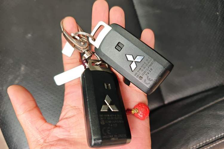 Used Mitsubishi Outlander 2018 2.4L 4x4 Elite Edition 5 Seats Vehicle Key