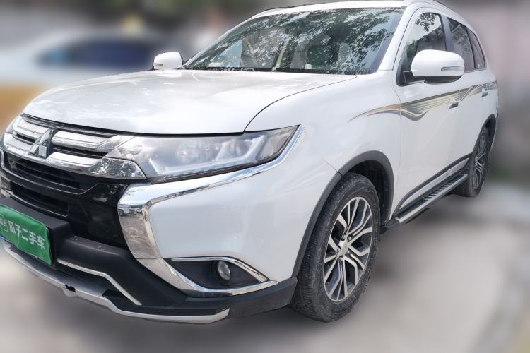 Mitsubishi Outlander 2018 2.4L 4x4 Elite Edition 5 Seats d’occasion Guazi used car, China used car export, Used car for sale, Used cars, Cheapest cars for sale