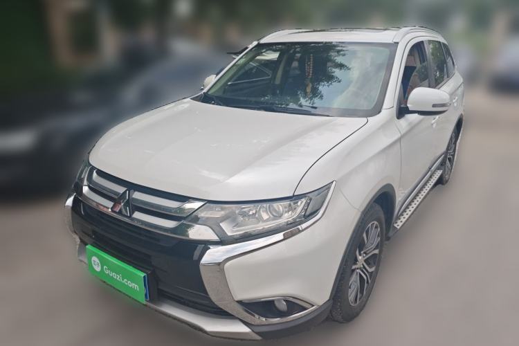Used Mitsubishi Outlander 2018 2.0L Two-Wheel Drive Glory Edition 5 Seats Guazi used car, China used car export, Used car for sale, Used  cars, Cheapest cars for sale