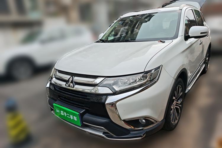 Used Mitsubishi Outlander 2018 2.4L 4x4 Elite Edition 5 Seats Guazi used car, China used car export, Used car for sale, Used  cars, Cheapest cars for sale