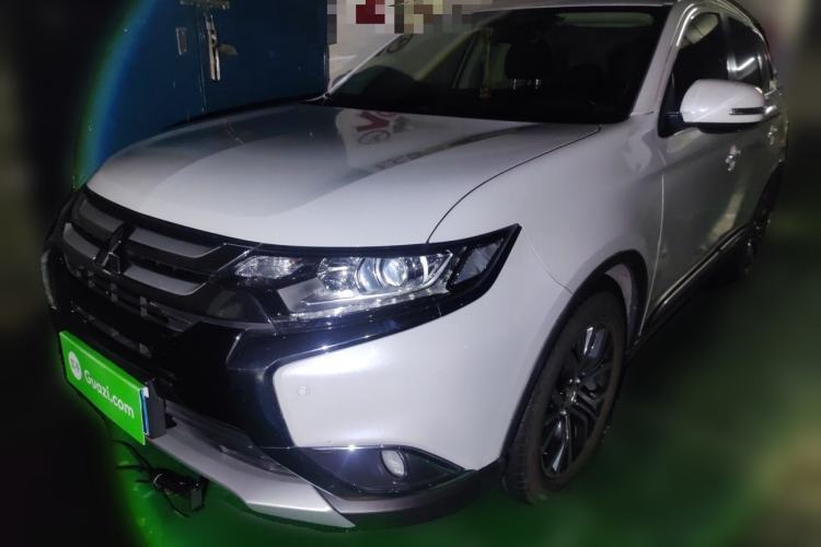 Used Mitsubishi Outlander 2018 2.0L Two-Wheel Drive Glory Edition 5 Seats Guazi used car, China used car export, Used car for sale, Used  cars, Cheapest cars for sale