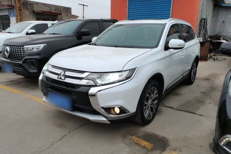 Used Mitsubishi Outlander 2018 2.0L Two-Wheel Drive Glory Edition 5 Seats Guazi used car, China used car export, Used car for sale, Used cars, Cheapest cars for sale