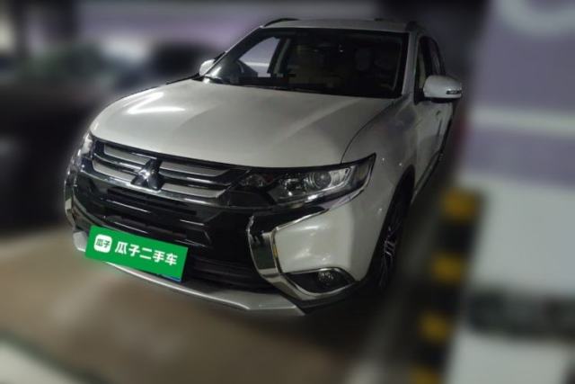 Used Mitsubishi Outlander 2018 2.0L Two-Wheel Drive Glory Edition 5 Seats