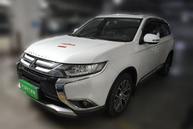 Used Mitsubishi Outlander 2018 2.0L Two-Wheel-Drive Jiale Edition 7-Seater