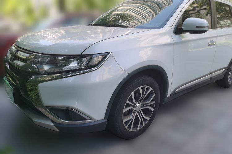 Used Mitsubishi Outlander 2018 2.4L 4x4 Elite Edition 5 Seats Guazi used car, China used car export, Used car for sale, Used  cars, Cheapest cars for sale