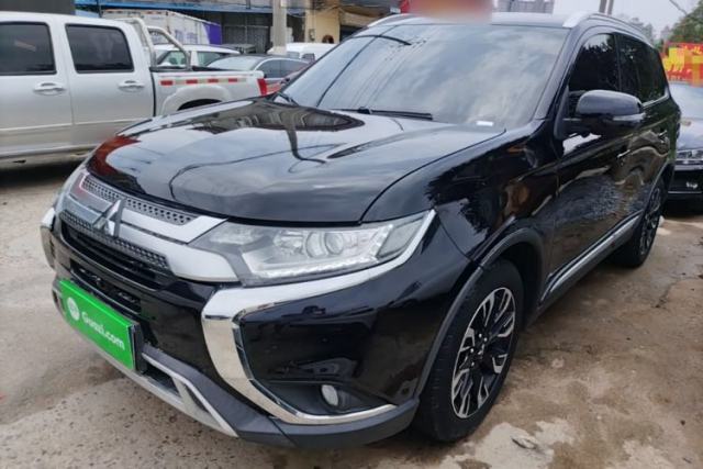 Used Mitsubishi Outlander 2019 2.0L Two-Wheel Drive Comfort Edition 7-Seater China VI Standard