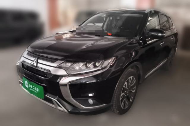 Used Mitsubishi Outlander 2019 2.4L 4x4 Zhi Xiang Edition 5 Seats China VI Standard