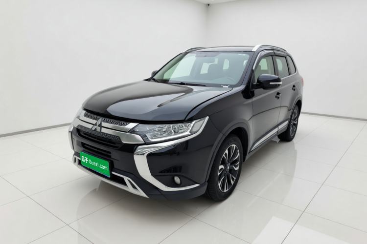 Mitsubishi Outlander 2019 2.0L Two-Wheel Drive Comfort Edition 5 Seats China V Standard usata Guazi used car, China used car export, Used car for sale, Used  cars, Cheapest cars for sale