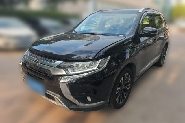 Ojetý Mitsubishi Outlander 2019 2.0L Two-Wheel Drive Comfort Edition 5 Seats China V Standard