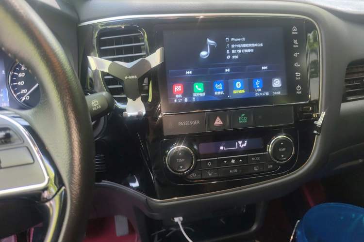Used Mitsubishi Outlander 2019 2.0L Two-Wheel Drive Comfort Edition 5 Seats China VI Standard Audio And AC Panel