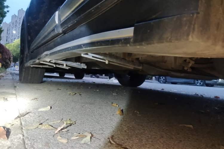 Used Mitsubishi Outlander 2019 2.4L 4x4 Zhi Xiang Edition 7 Seats China VI Standard Chassis Rear Left