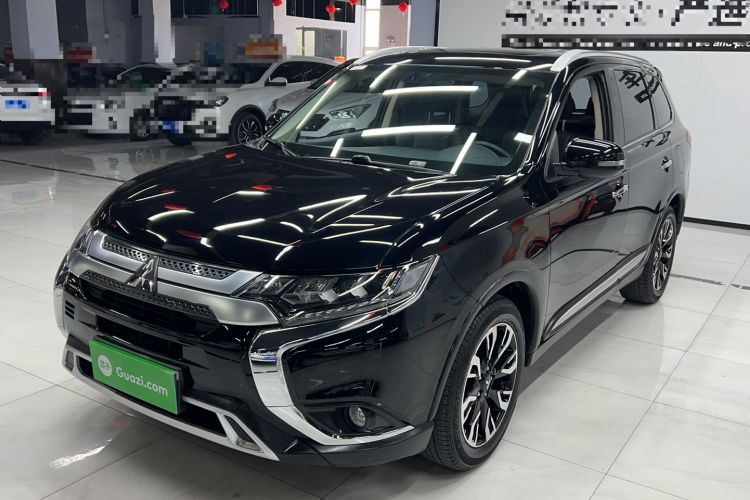 Used Mitsubishi Outlander 2019 2.4L 4x4 Zhi Xiang Edition 5 Seats China VI Standard Guazi used car, China used car export, Used car for sale, Used  cars, Cheapest cars for sale