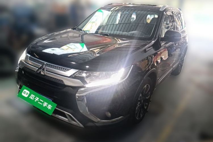 Mitsubishi Outlander 2019 2.0L Two-Wheel Drive Comfort Edition 7-Seater China VI Standard usado Guazi used car, China used car export, Used car for sale, Used cars, Cheapest cars for sale