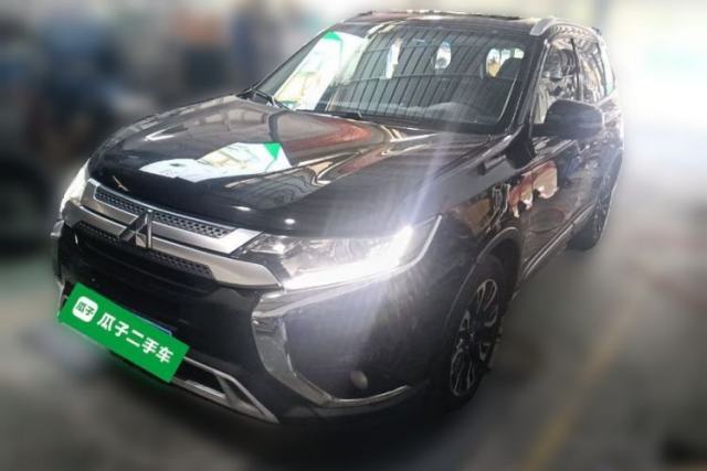 Mitsubishi Outlander 2019 2.0L Two-Wheel Drive Comfort Edition 7-Seater China VI Standard usado