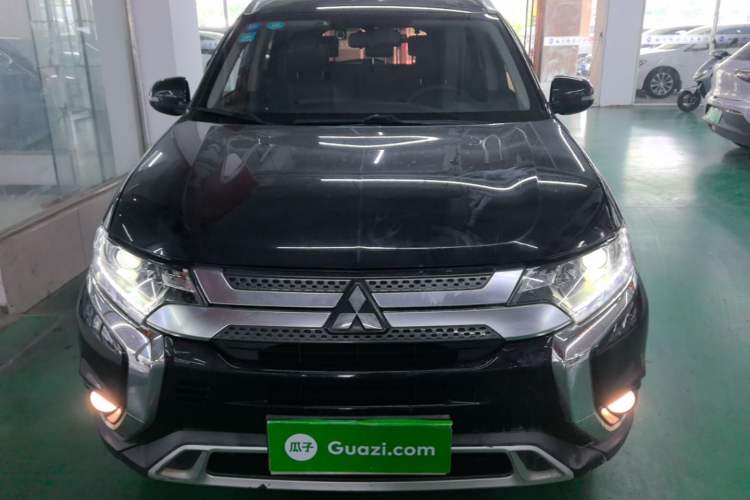 Used Mitsubishi Outlander 2019 2.0L Two-Wheel Drive Comfort Edition 5 Seats China VI Standard Front