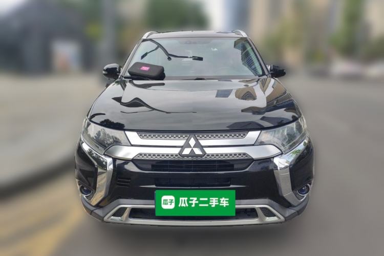 Used Mitsubishi Outlander 2019 2.4L 4x4 Zhi Xiang Edition 5 Seats China V Emission Standard Front