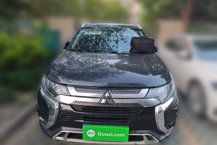 Used Mitsubishi Outlander 2019 2.4L 4x4 Zhi Xiang Edition 5 Seats China VI Standard Front