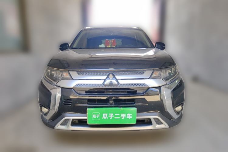 Used Mitsubishi Outlander 2019 2.4L 4x4 Zhi Xiang Edition 5 Seats China VI Standard Front