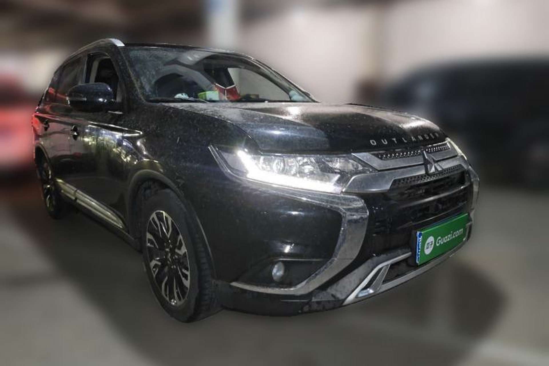 Used Mitsubishi Outlander 2019 2.0L Two-Wheel Drive Comfort Edition 7 Seats China V Emission Standard Front Right 45 Deg
