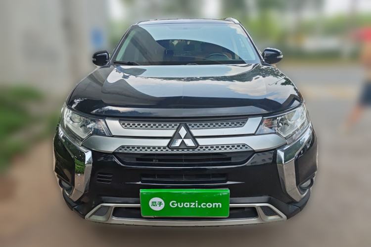 Used Mitsubishi Outlander 2019 2.0L Two-Wheel Drive Comfort Edition 5 Seats China V Standard Front