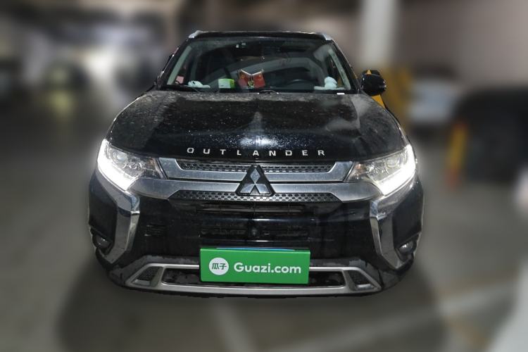 Used Mitsubishi Outlander 2019 2.0L Two-Wheel Drive Comfort Edition 7 Seats China V Emission Standard Front