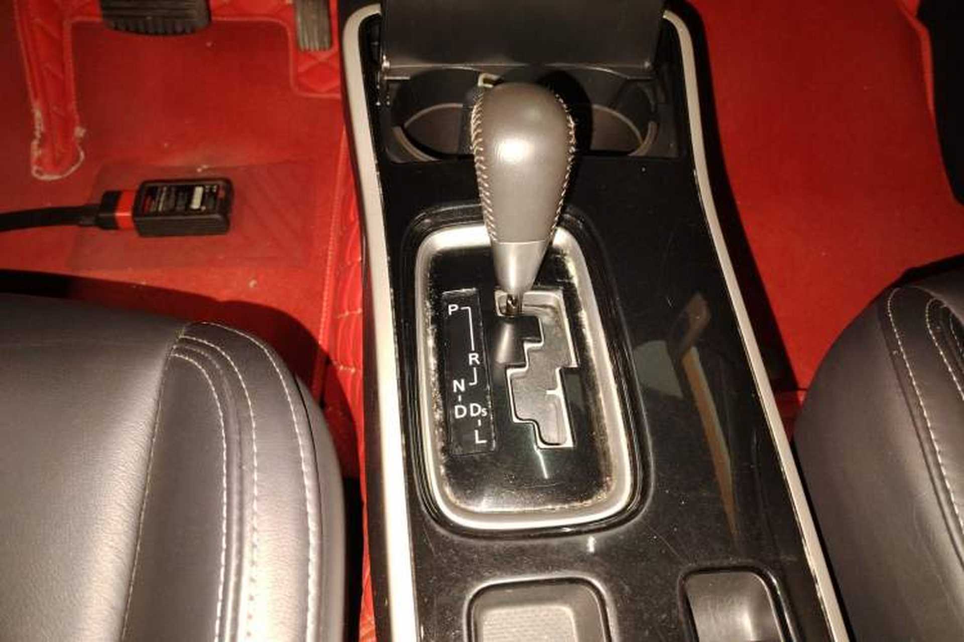 Used Mitsubishi Outlander 2019 2.0L Two-Wheel Drive Comfort Edition 5 Seats China VI Standard Gear Lever