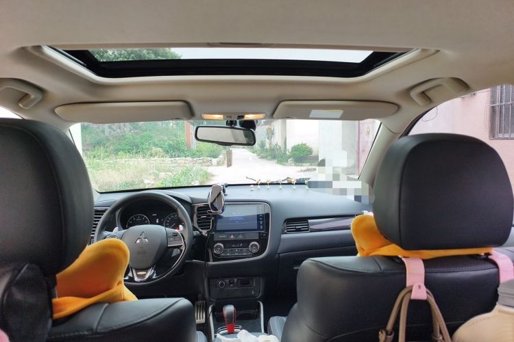 Used Mitsubishi Outlander 2019 2.4L 4x4 Zhi Xiang Edition 5 Seats China V Emission Standard Headliner