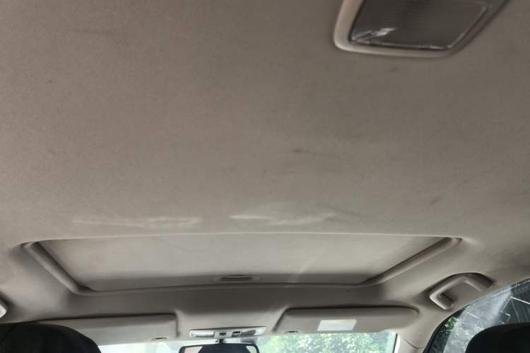 Used Mitsubishi Outlander 2019 2.0L Two-Wheel Drive Comfort Edition 5 Seats China V Standard Headliner