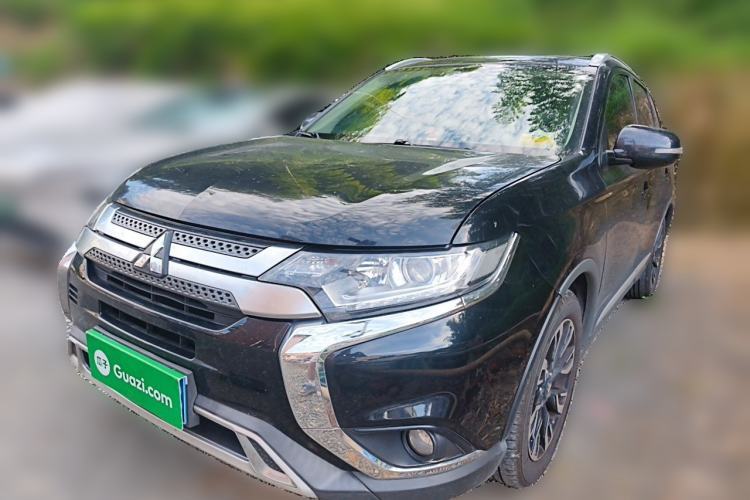 Used Mitsubishi Outlander 2019 2.0L Two-Wheel Drive Comfort Edition 5 Seats China V Standard Guazi used car, China used car export, Used car for sale, Used  cars, Cheapest cars for sale